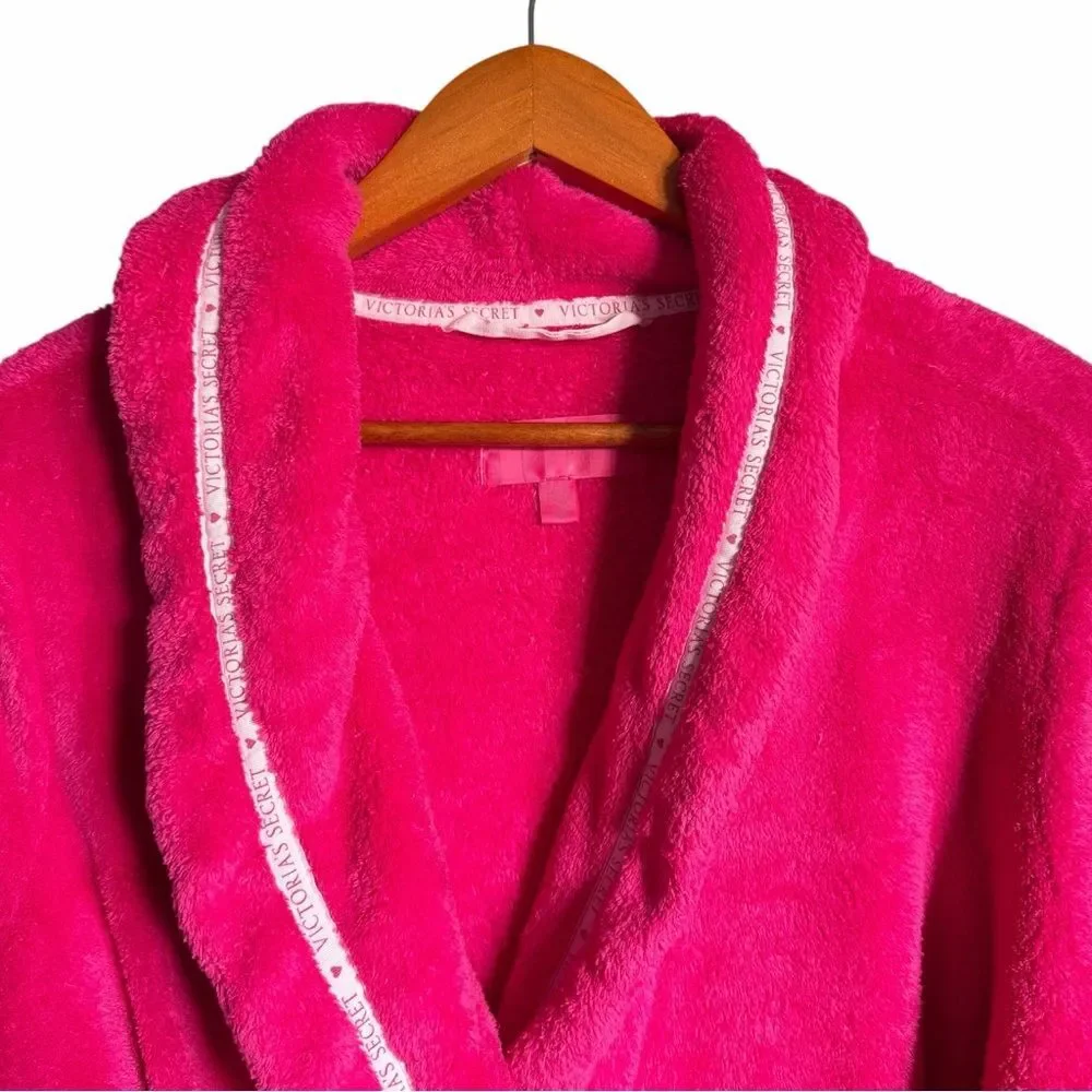 Victoria’s Secret Plush Fleece Robe Pink White Trim Women’s Medium Spa Cozy
